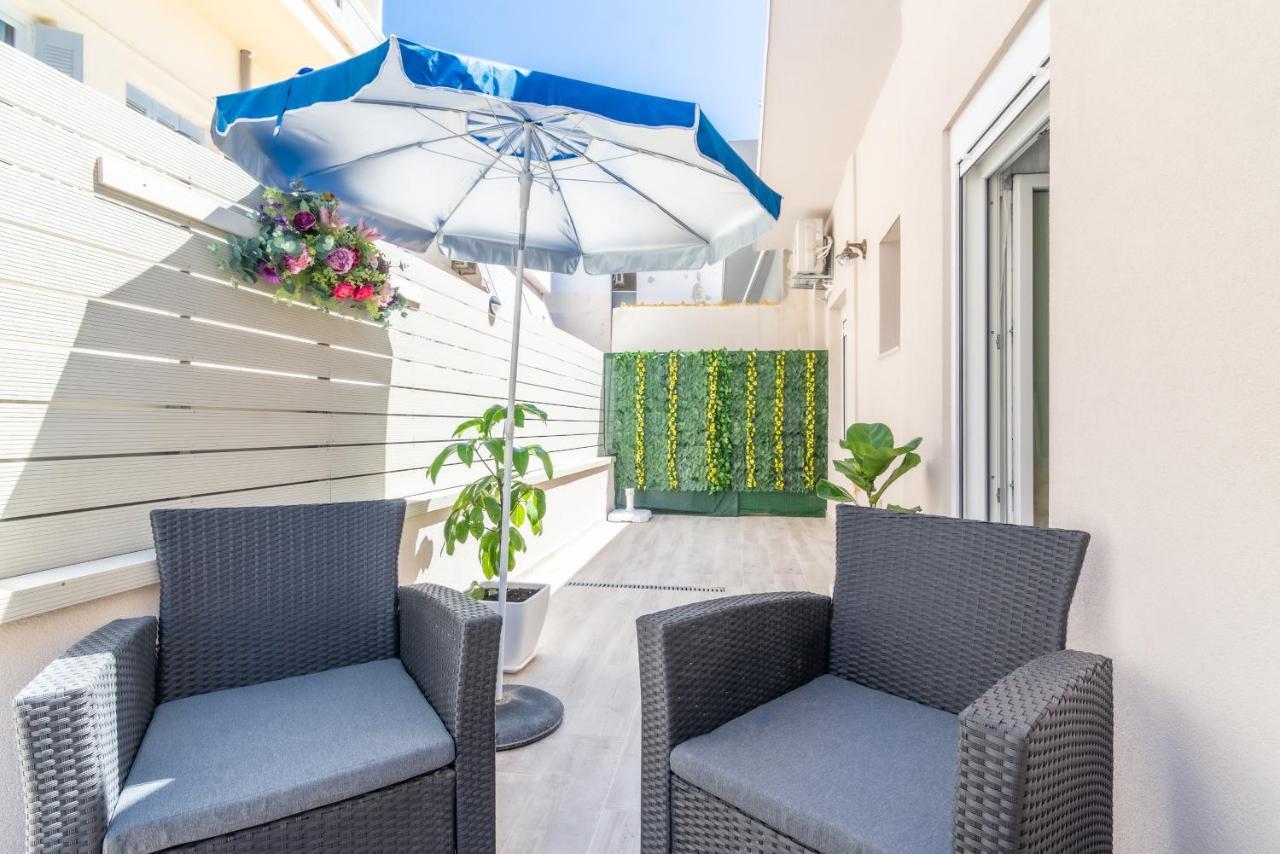 Sophia'S Comfortable Home With A Private Backyard Gazi ภายนอก รูปภาพ