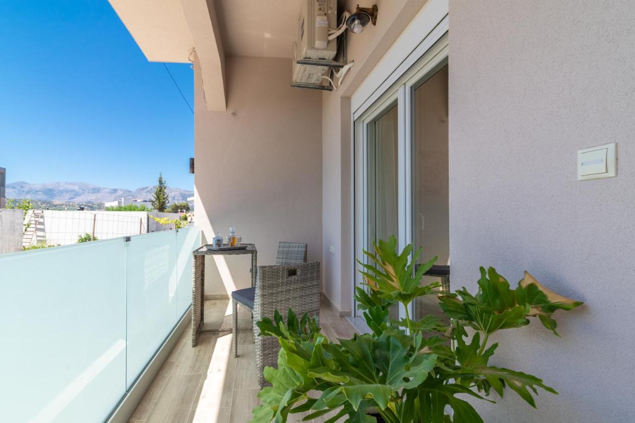 Sophia'S Comfortable Home With A Private Backyard Gazi ภายนอก รูปภาพ